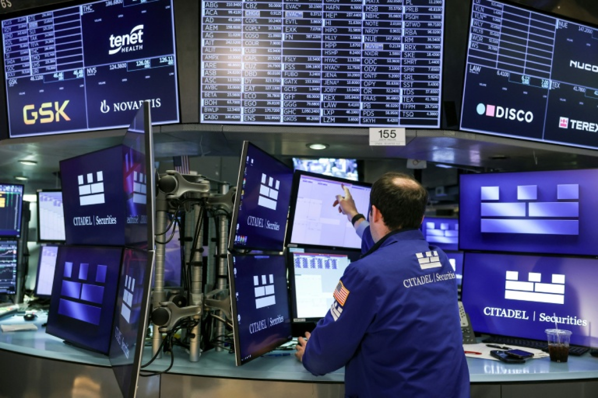Wall Street termine en nette hausse, espère une baisse des taux de la Fed - 24/11/2025 à 22:37