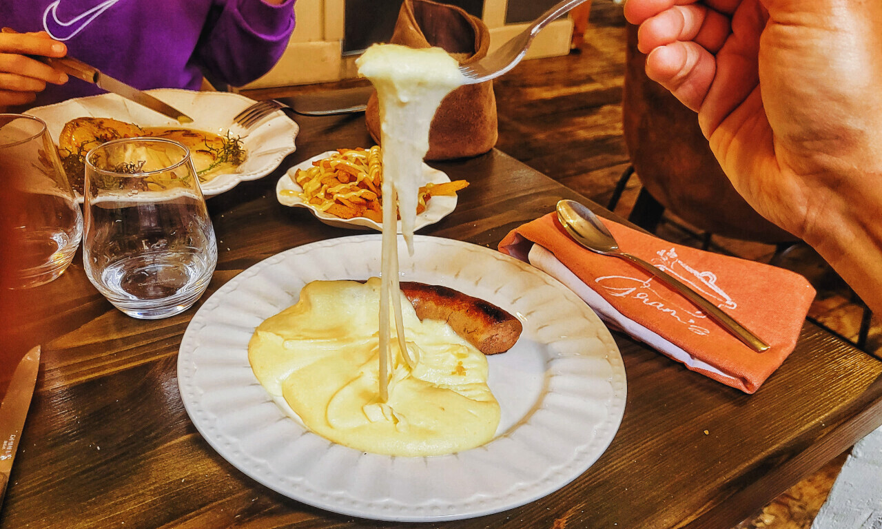 ce resto réputé sent bon l'Aveyron, voici l'avis du Mangeur Masqué