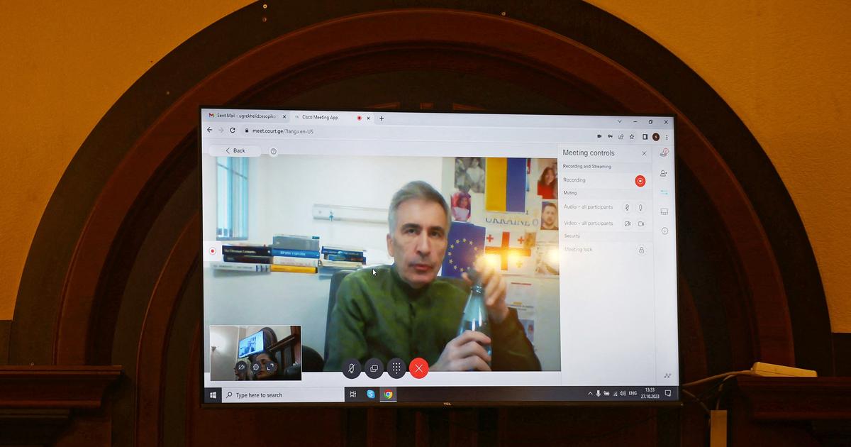 L'ancien président géorgien emprisonné Saakachvili demande à l’Ukraine de l'inclure dans un échange de prisonniers avec la Russie