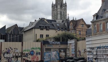 Insécurité, explosions... Dans ce quartier du centre de Rouen, des habitants interpellent la mairie