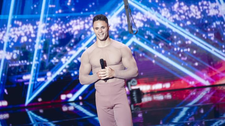 Thomas Rochelet est l’un des candidats qui iront en demi-finale après avoir reçu un Golden Buzzer