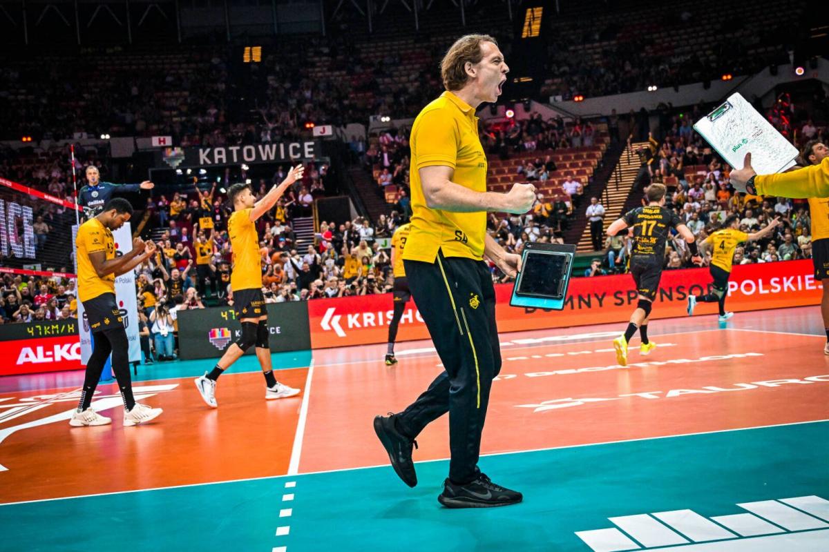 Stéphane Antiga et Hilir Henno s'offrent la Supercoupe de Pologne avec Lublin