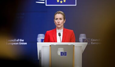 L'accord de paix devrait limiter l'armée russe plutôt que celle de l'Ukraine, selon Kaja Kallas