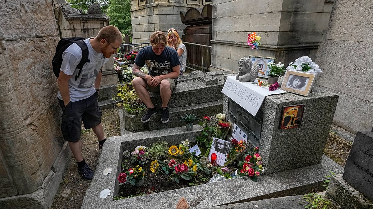Paris lance une loterie d'emplacements funéraires près de Jim Morrison, Édith Piaf et Oscar Wilde