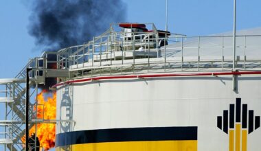 Les forces ukrainiennes frappent à nouveau une importante raffinerie russe