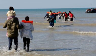 Royaume-Uni : l'exécutif durcit fortement sa politique d'accueil des réfugiés