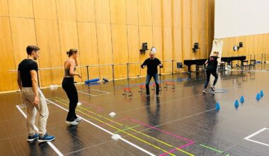 Quand le staff des Girondins s'occupe des danseuses et danseurs de l'Opéra de Bordeaux