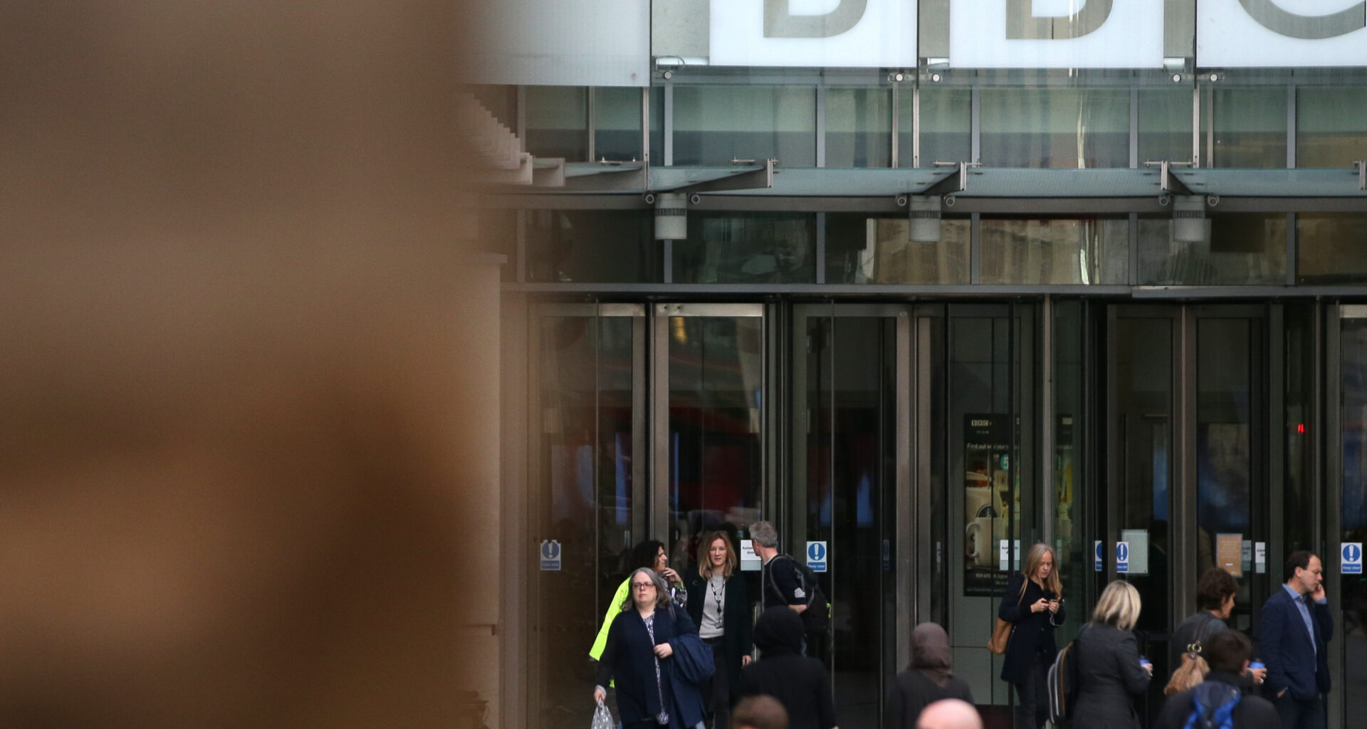le directeur général de la BBC démissionne après un montage contesté d'un discours de Donald Trump