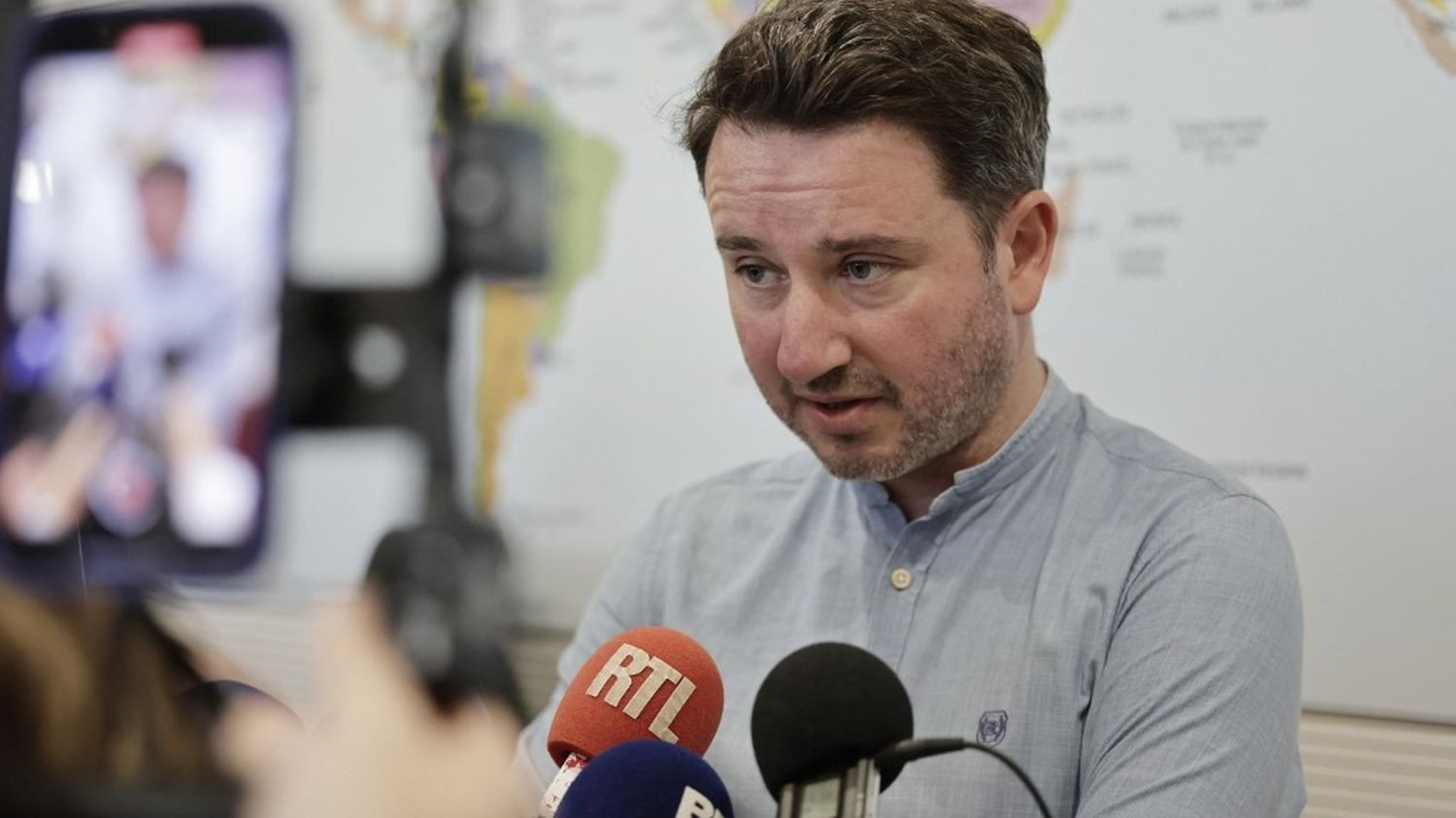 Après le rejet de la taxe qui porte son nom, Gabriel Zucman estime que cet "impôt plancher sur les milliardaires" "finira par voir le jour"