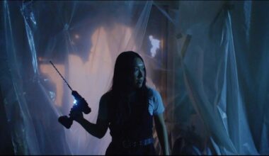 un premier film gore et kitch sur la quête de la beauté à tout prix