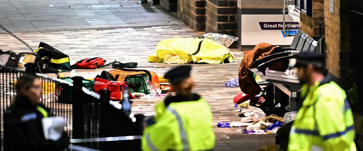 REPLAY. Attaque au couteau dans un train au Royaume-Uni : un seul homme considéré suspect par la police, deux personnes en urgence absolue