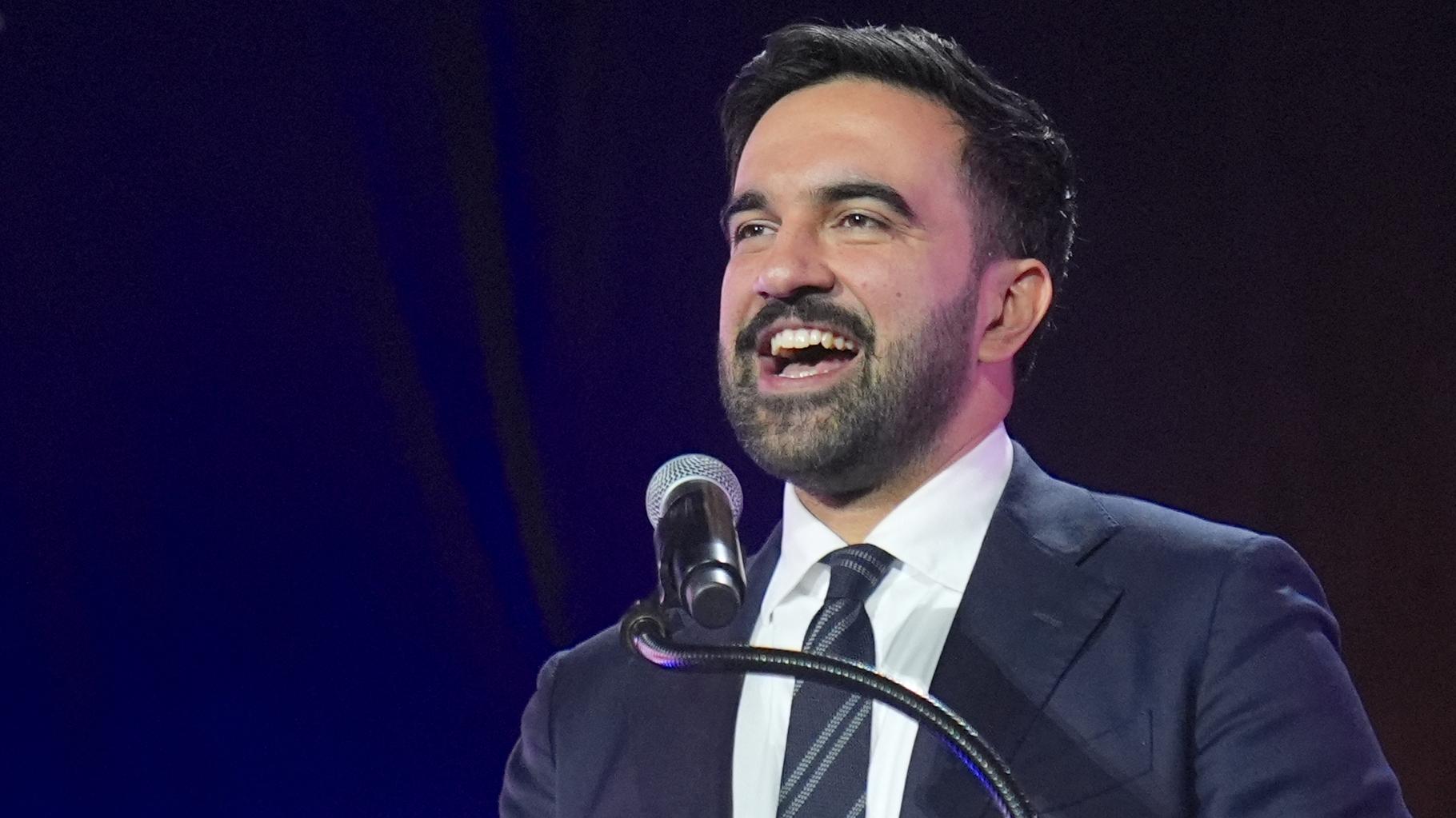 Zohran Mamdani, le candidat à la mairie de New York qui fait rêver La France insoumise