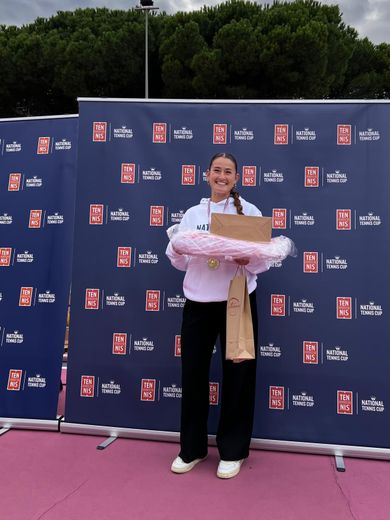 Mélanie Lallemand sur le podium au Cap d’Agde.