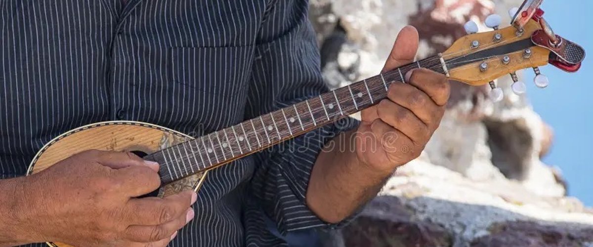 Voyage en Grèce sans quitter Toulouse : Andreas Melas fait voyager en terres olympiennes depuis La Librairie