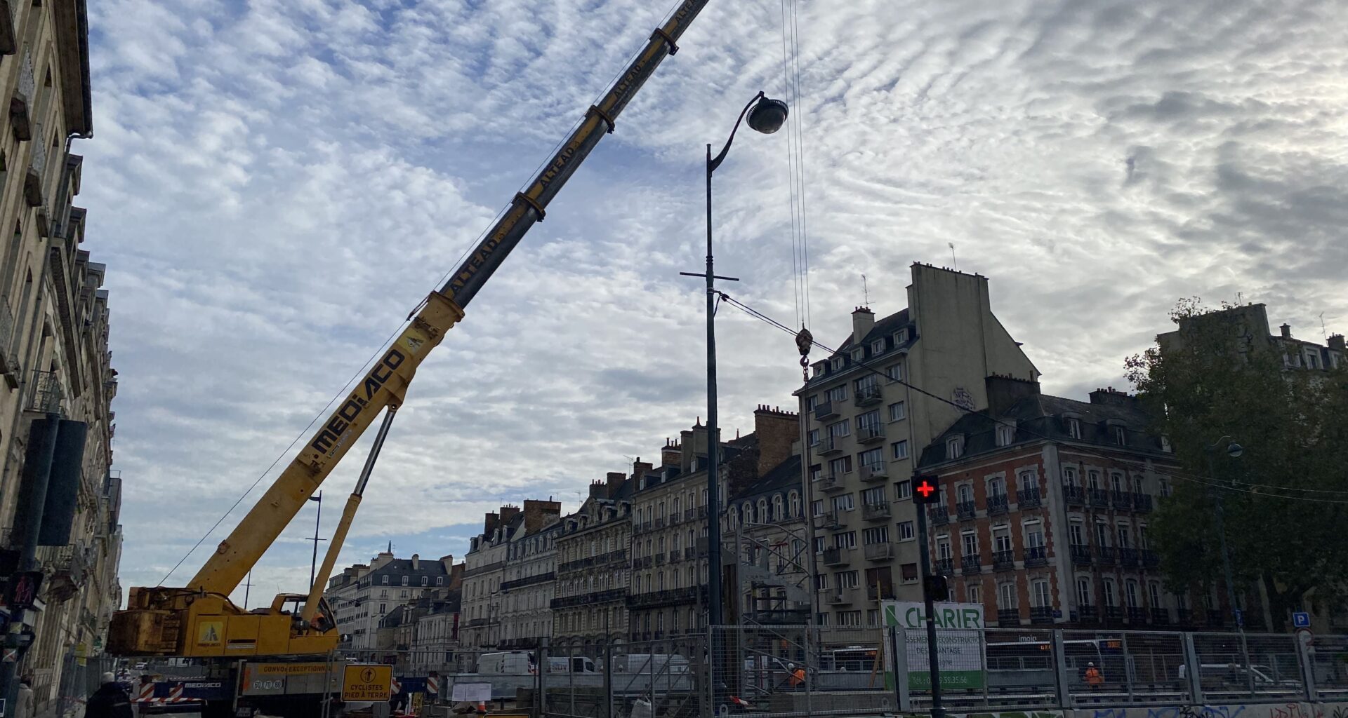 Rennes. Des curieux viennent voir les travaux du parking de la Vilaine