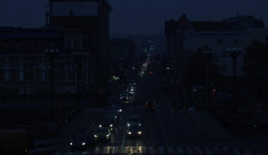 Ukraine: à Kharkiv, la vie au rythme des coupures de courant dues aux frappes russes