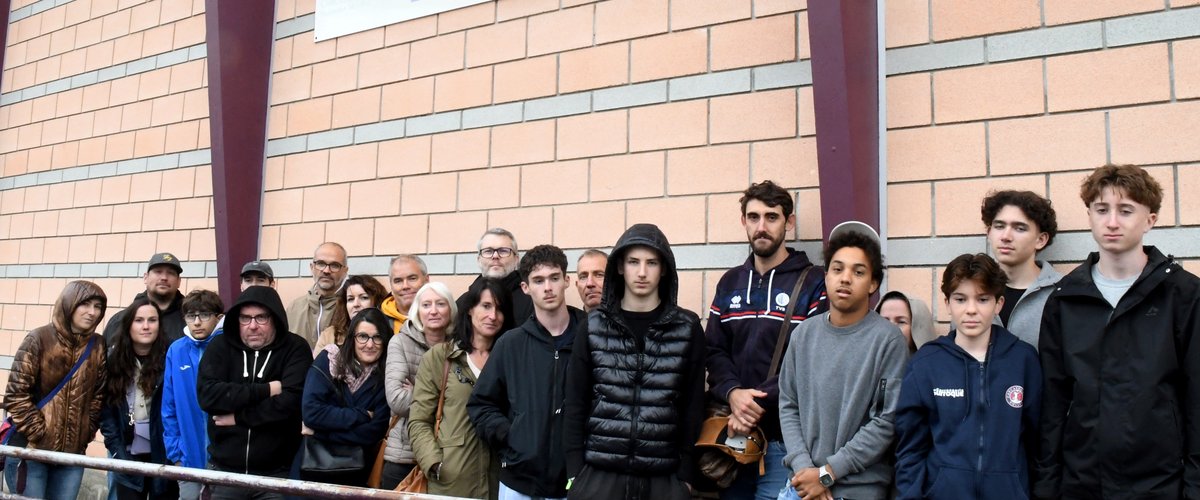 Assemblée sous tension au Carcassonne Volley : anciens adhérents laissés à la porte, huissier, effectif en baisse
