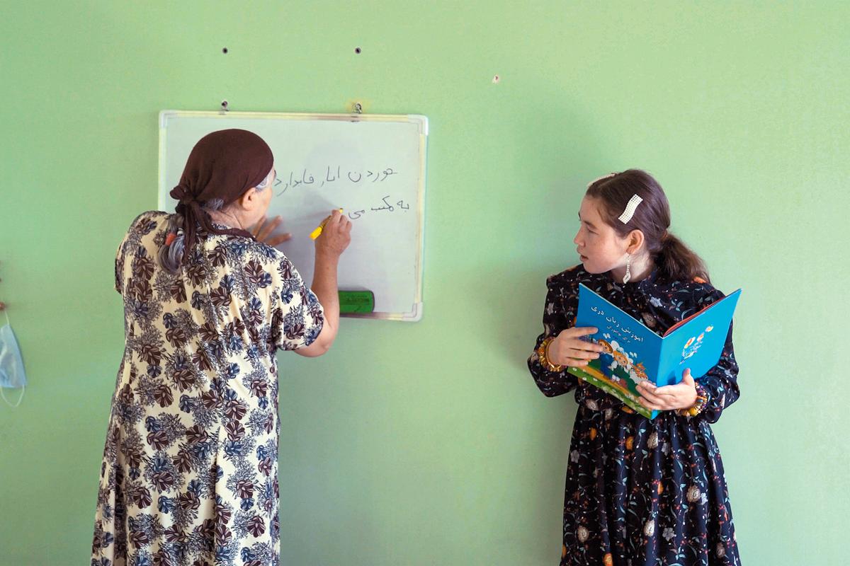 “À Kaboul, les talibans tentent de faire disparaître les femmes”