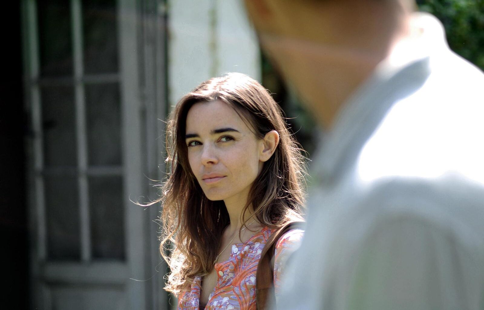 une tromperie trop organisée qui n’offre guère d’émoi