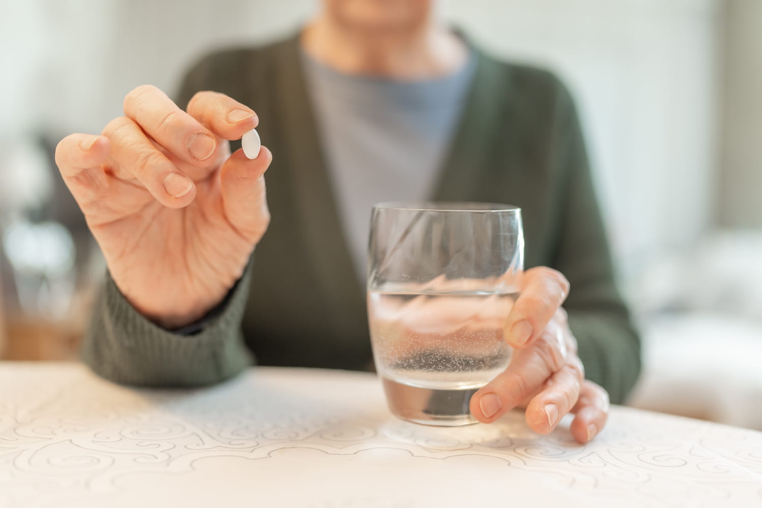 "Arrêtez-le et consultez rapidement si..."