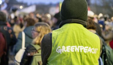 Greenpeace dénonce la reprise d'exportations françaises d'uranium vers la Russie, en pleine guerre en Ukraine