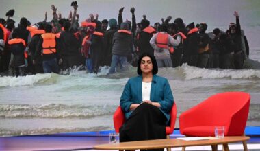 Moins de protection pour les demandeurs d’asile: en Grande-Bretagne, le gouvernement travailliste défend sa réforme contre l’immigration irrégulière