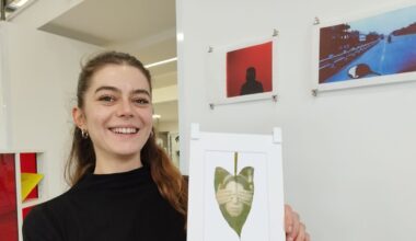 Café, thé, algues, vin, bière… : l’Aveyronnaise Adriana Vidano expose ses photos développées avec des procédés alternatifs