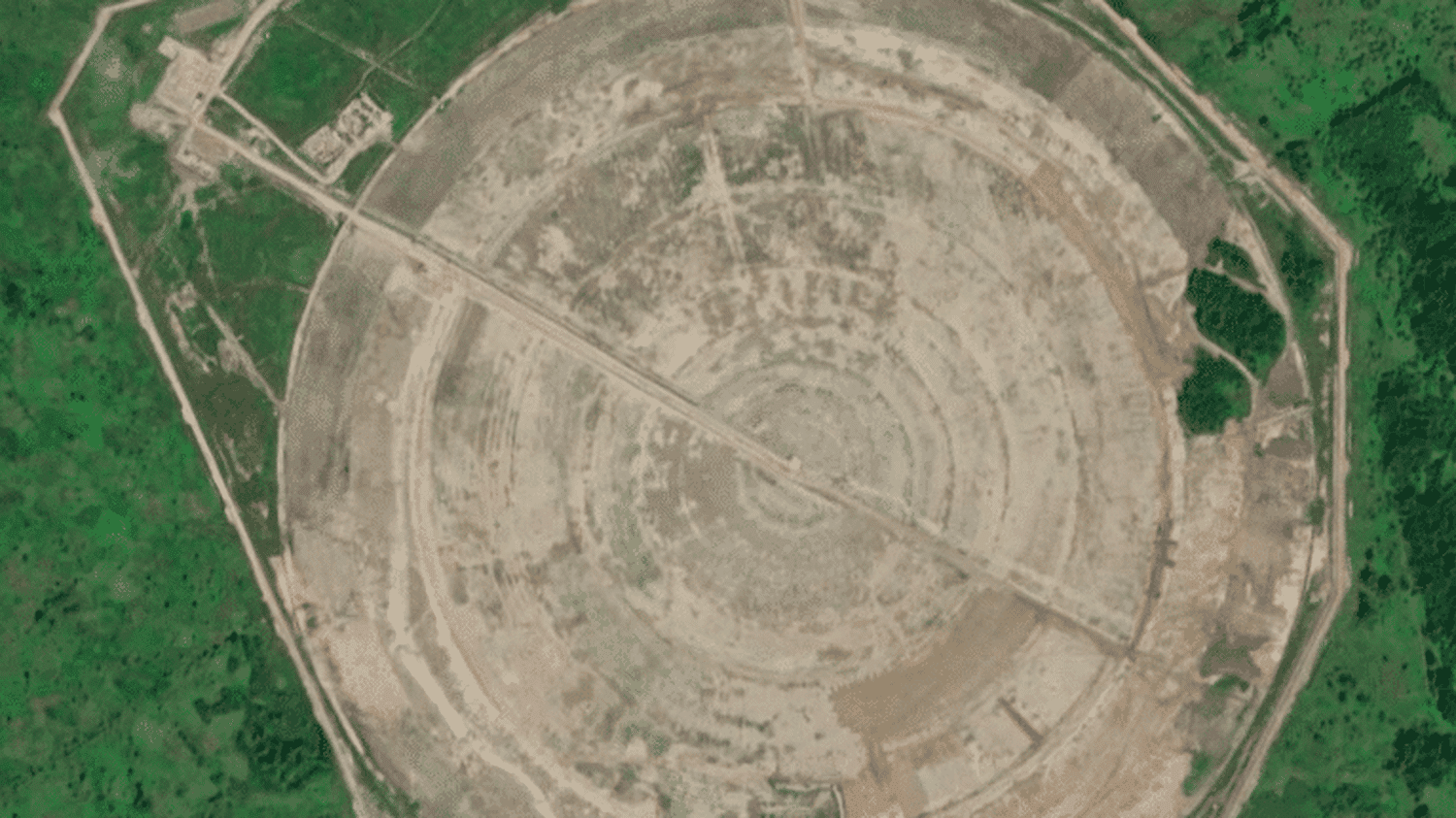 Vladimir Poutine accentue sa pression aux portes de l’Europe 