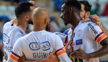 J9 : Laval maîtrise Paris Acasa | Fédération Française de Football (FFF)