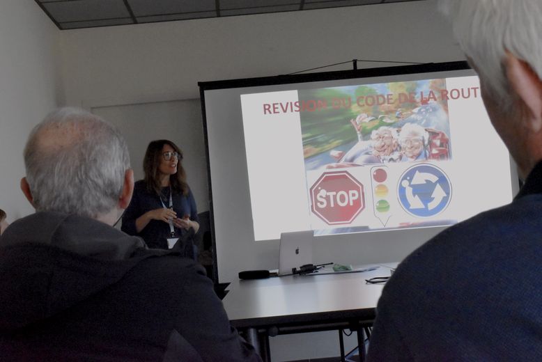 Réviser le code de la route à tout âge.