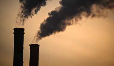 Guerre en Ukraine : la Russie peut-elle encore financer son effort de guerre après les nouvelles sanctions américaines sur le pétrole ?