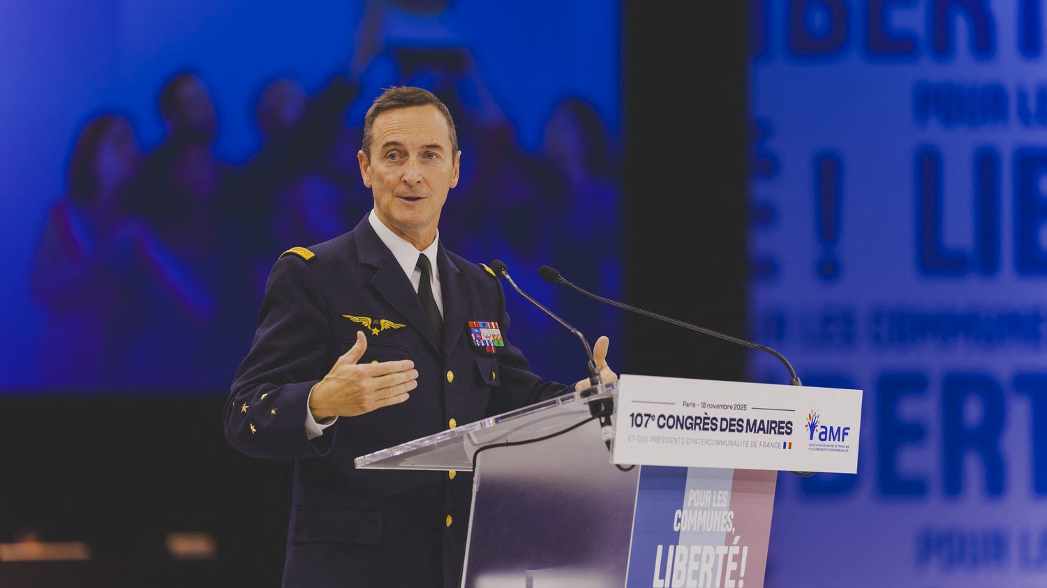 Fabien Mandon, le chef d'état-major, insiste sur le besoin "d'alerter et de se préparer"