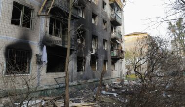 Guerre en Ukraine : nuit particulièrement meurtrière après des attaques aériennes massives entre les deux pays