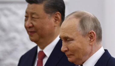 Vladimir Poutine et Xi Jinping à Moscou, le 8 mai 2025.