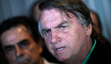 Fin des espoirs pour Jair Bolsonaro, qui doit purger sa peine de 27 ans de prison