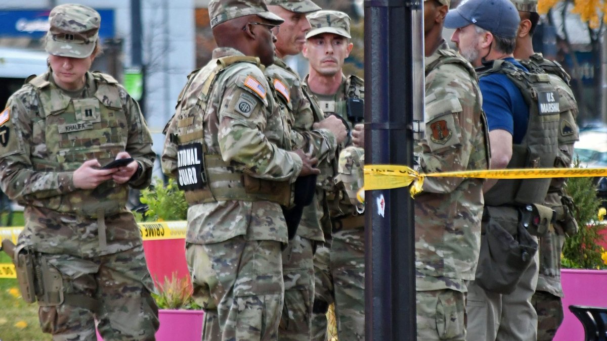 Tirs contre deux militaires à Washington : le suspect est un Afghan qui a travaillé pour l'armée américaine et la CIA avant d'être exfiltré aux USA