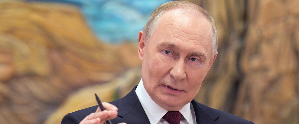 Guerre en Ukraine : Poutine répète qu’il n’a aucune intention d’attaquer l’UE et se dit "prêt à s’y engager par écrit"