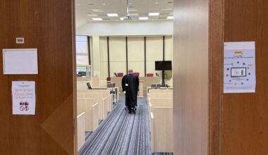 son père refuse lui aussi d'être coupable