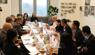 Le Parti communiste du Vietnam renforce ses liens avec le Parti de gauche allemand