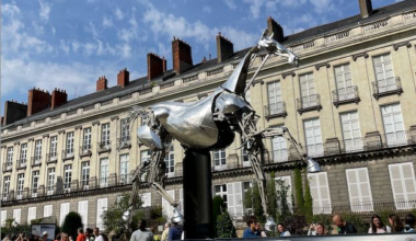 Zeus, la Bretagne et le vent du large : Aurélien Meyer réinvente le trophée des Victoires 2025