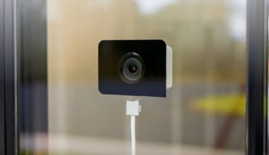 Cette nouvelle caméra Wyze surveille votre extérieur... tout en restant à l'intérieur