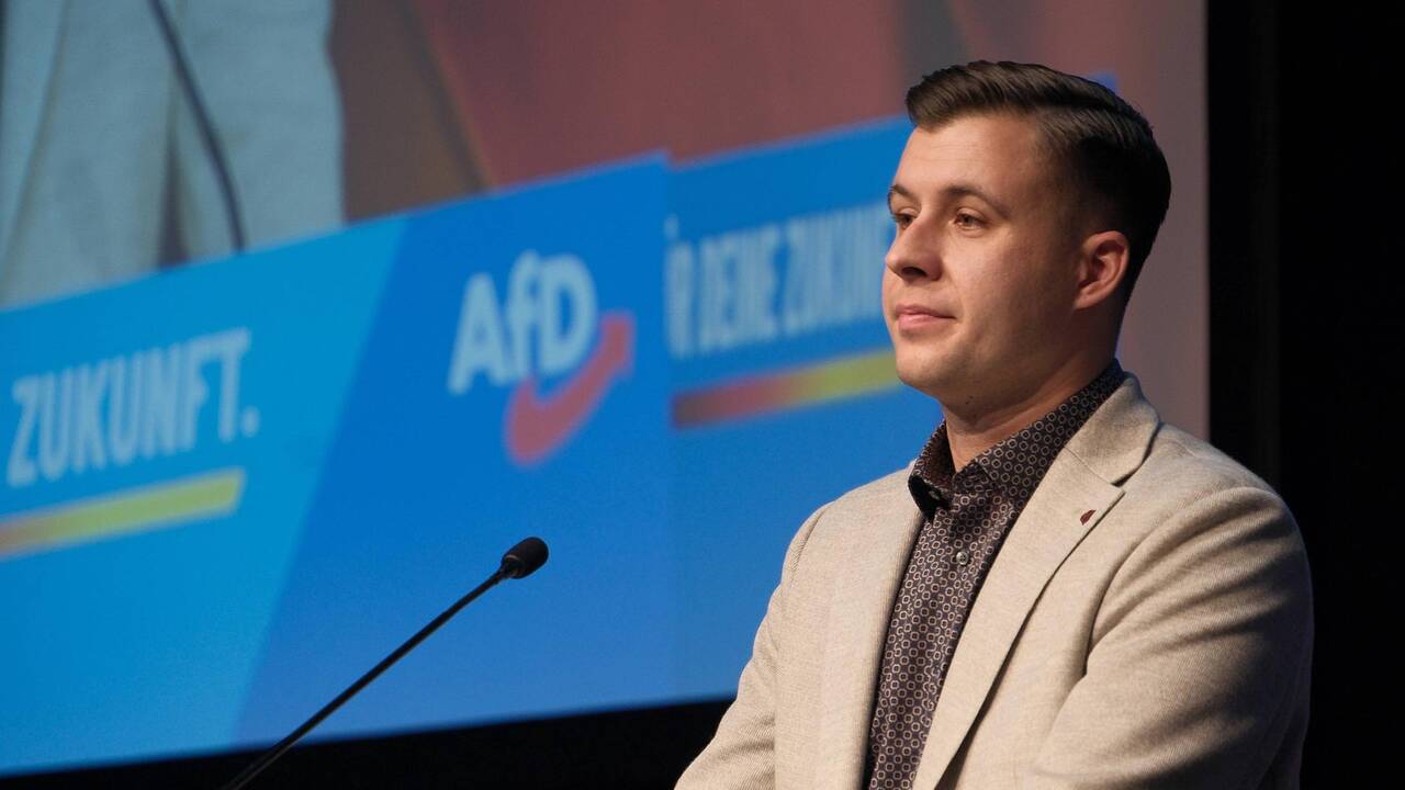 L’extrême droite allemande tente de garder le contrôle sur ses troupes