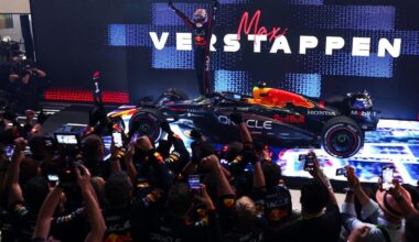 Verstappen s'impose, McLaren se prend les pieds dans la stratégie