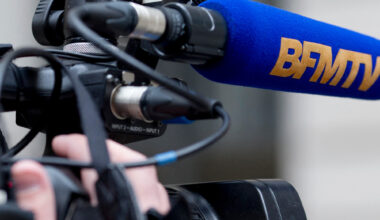 le direct interrompu, les employés évacués