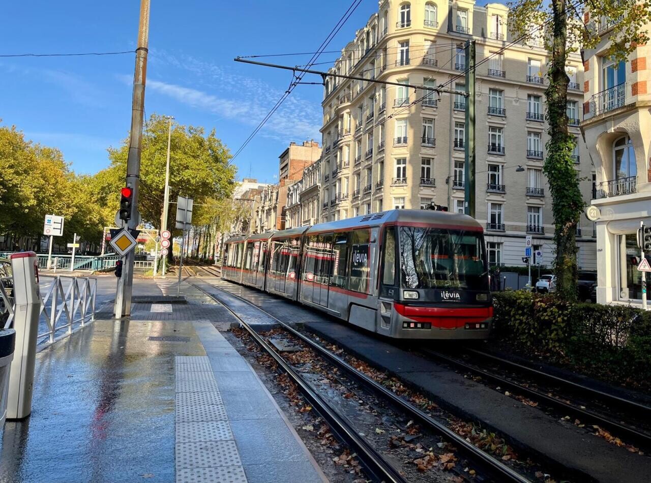 on vous présente le tramway de Lille de 2035