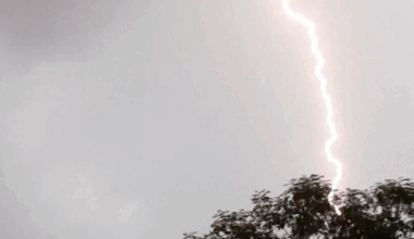 il a été entendu dans toute l'agglomération