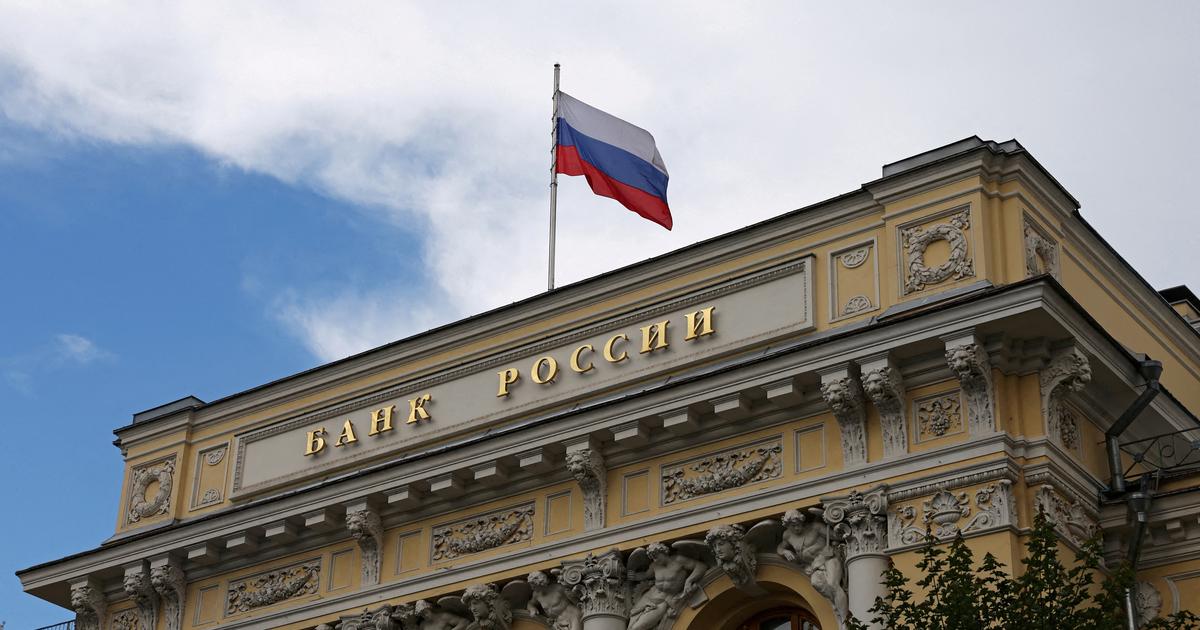 la croissance chute au troisième trimestre, plombée par les dépenses militaires