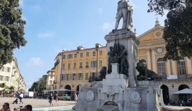 Nice. Le lion géant enlevé de la place Garibaldi, voici quelle œuvre va le remplacer