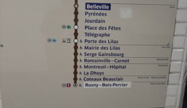 la circulation de la ligne 11 du métro complètement interrompue