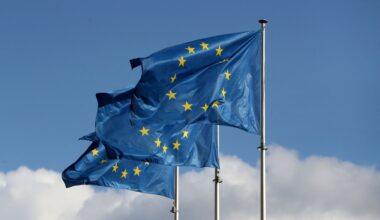 L'UE prête à investir dans des projets australiens de ressources stratégiques, selon le commissaire au commerce